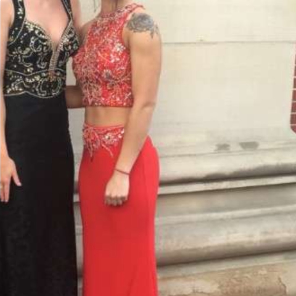 Red prom dress